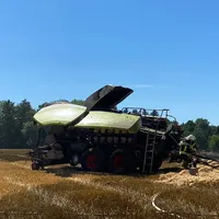 em.jpg